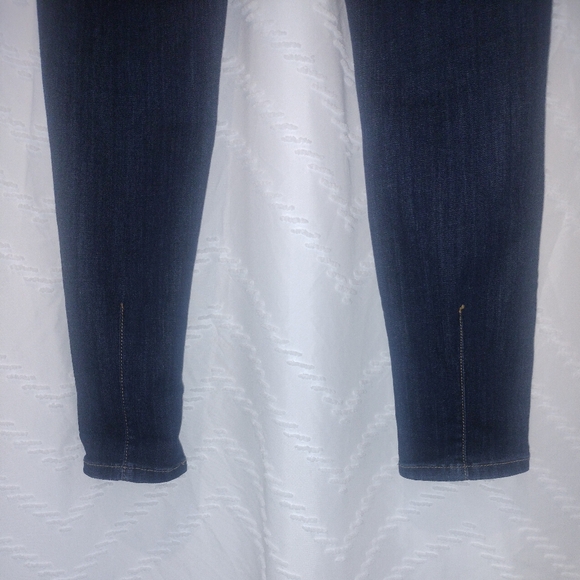 Judy Blue High-Rise Back Yoke Skinny Jeans Dark Wash 9/29 Fav Denim Chic LikeNew - Picture 7 of 12